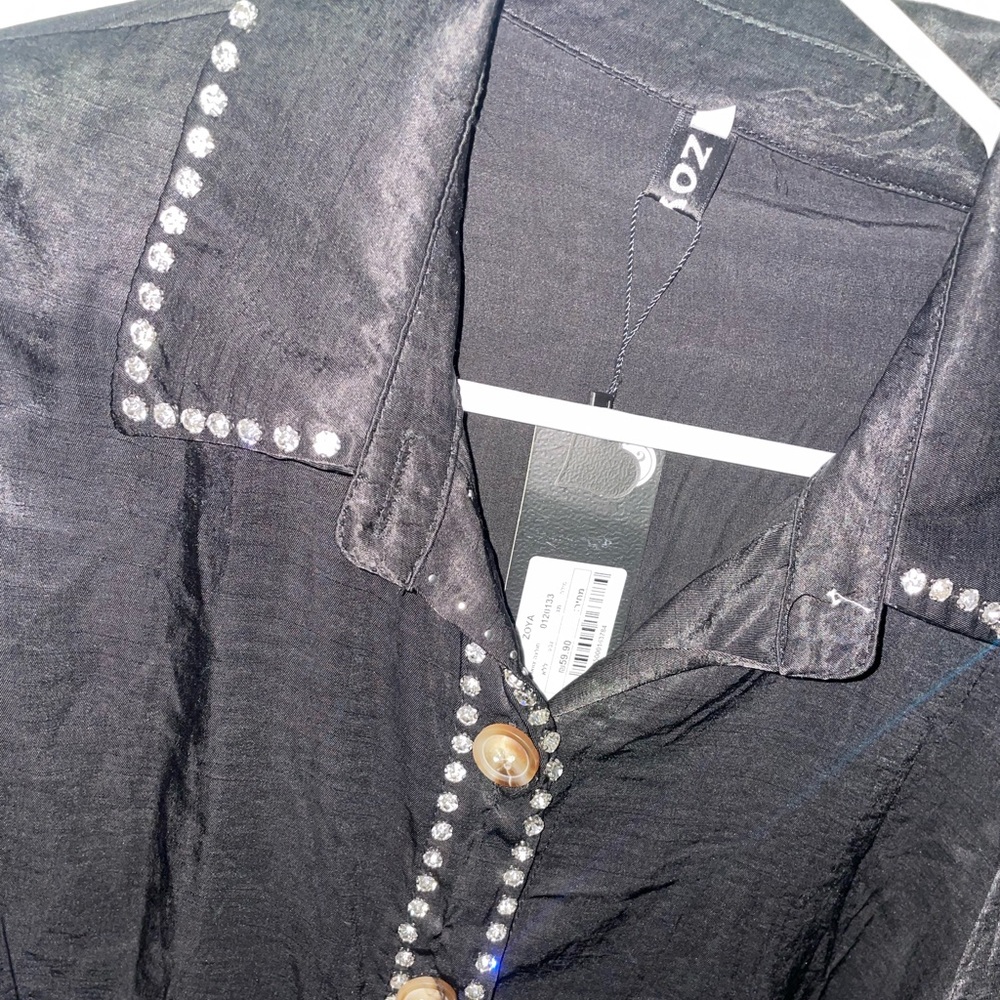 Rhinestone buttoned down - Picture 3 of 5